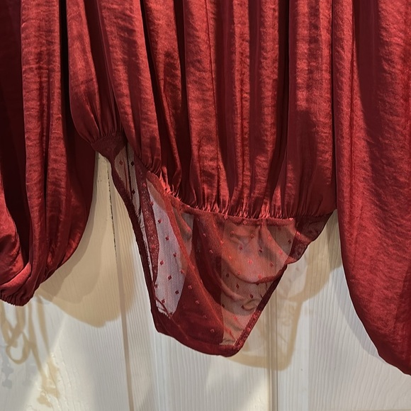 Free People Intimately Another Round Burgundy Satin Peasant Bodysuit M - Picture 7 of 9